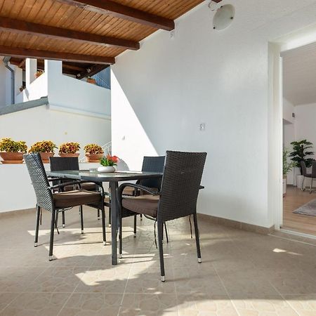Apartments Elita Ρόβινι Εξωτερικό φωτογραφία