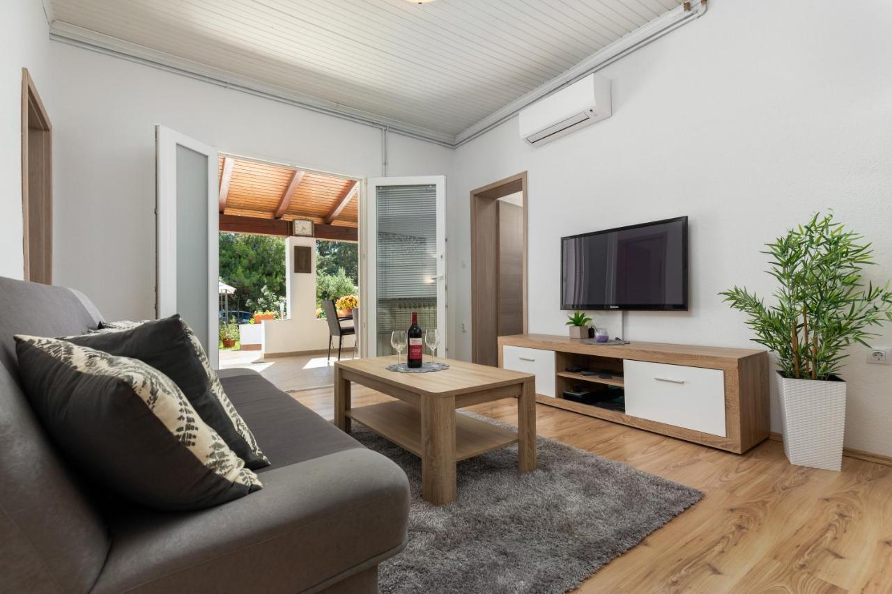 Apartments Elita Ρόβινι Εξωτερικό φωτογραφία