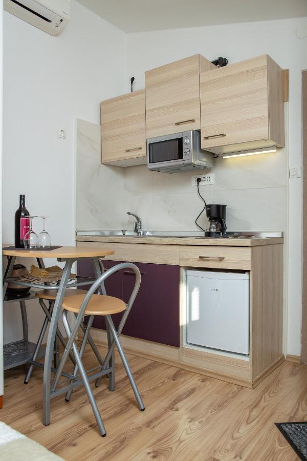 Apartments Elita Ρόβινι Εξωτερικό φωτογραφία