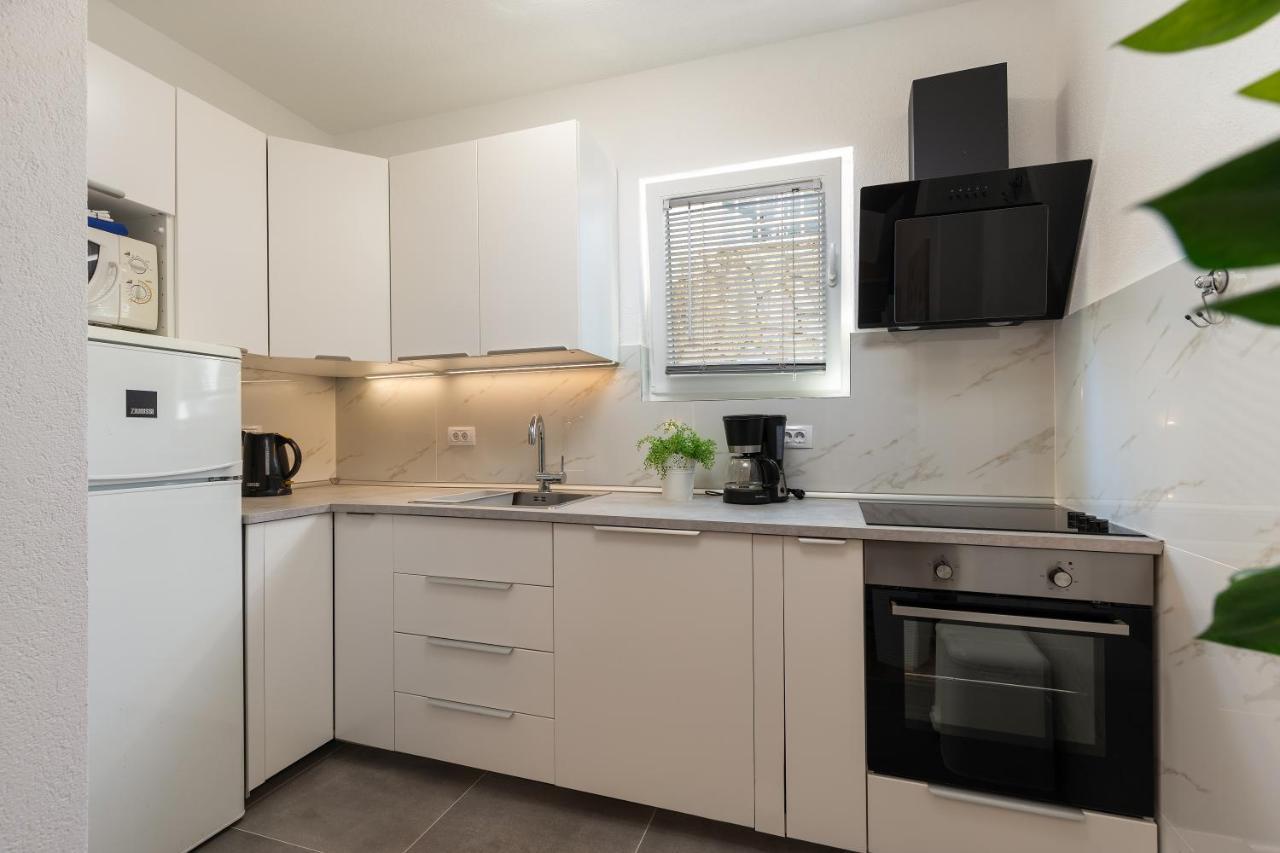 Apartments Elita Ρόβινι Εξωτερικό φωτογραφία