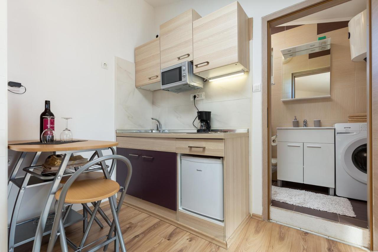 Apartments Elita Ρόβινι Εξωτερικό φωτογραφία