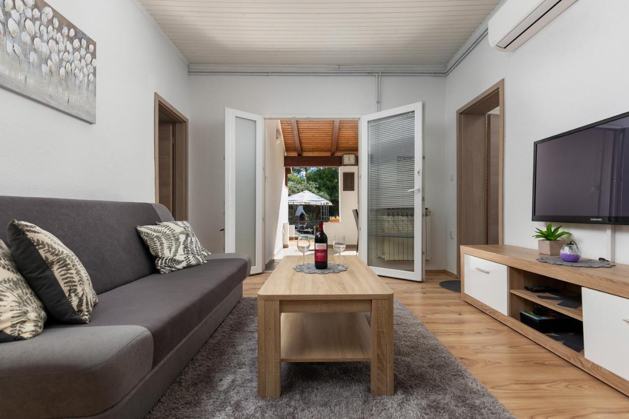 Apartments Elita Ρόβινι Εξωτερικό φωτογραφία