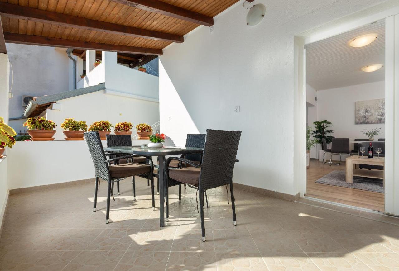 Apartments Elita Ρόβινι Εξωτερικό φωτογραφία